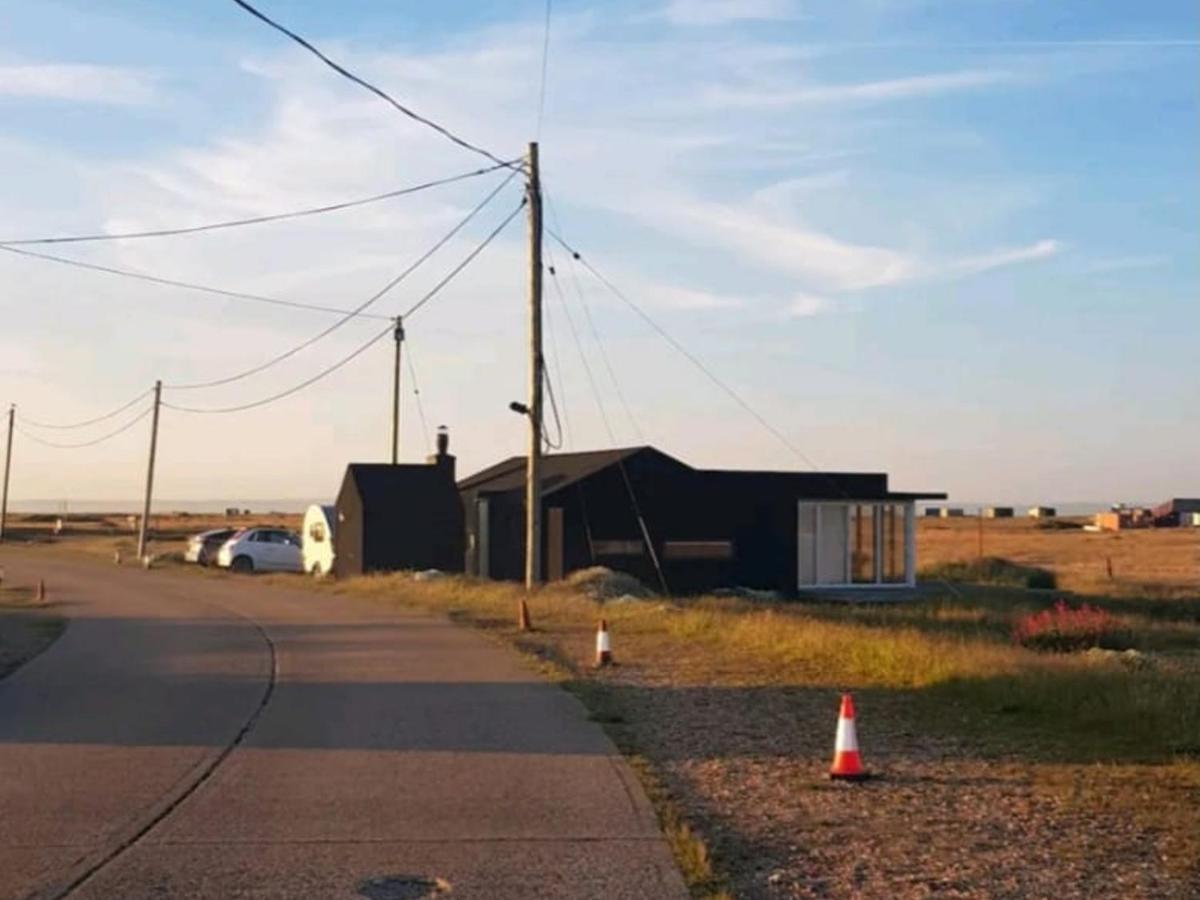 Pass The Keys Fabulous Beach Front Holiday Location Lydd Екстер'єр фото