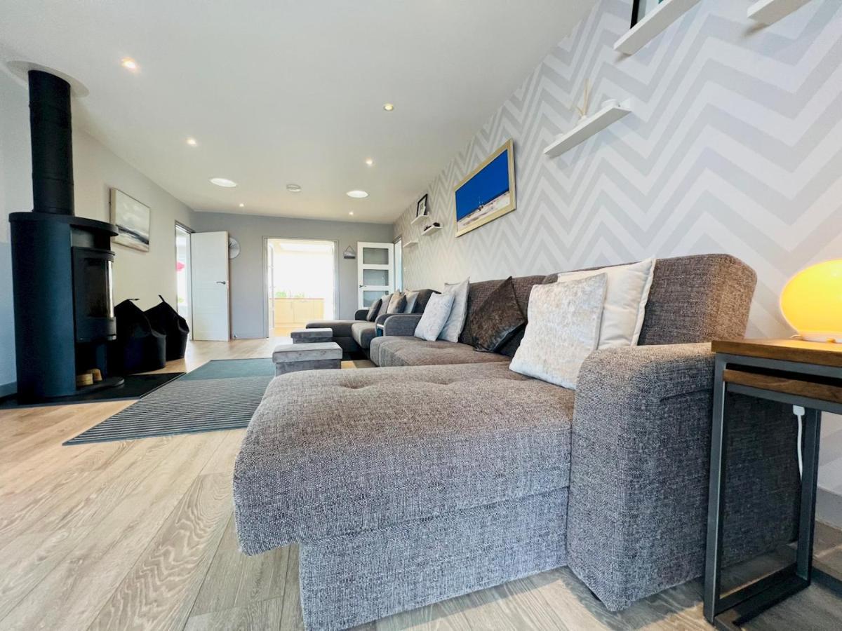 Pass The Keys Fabulous Beach Front Holiday Location Lydd Екстер'єр фото