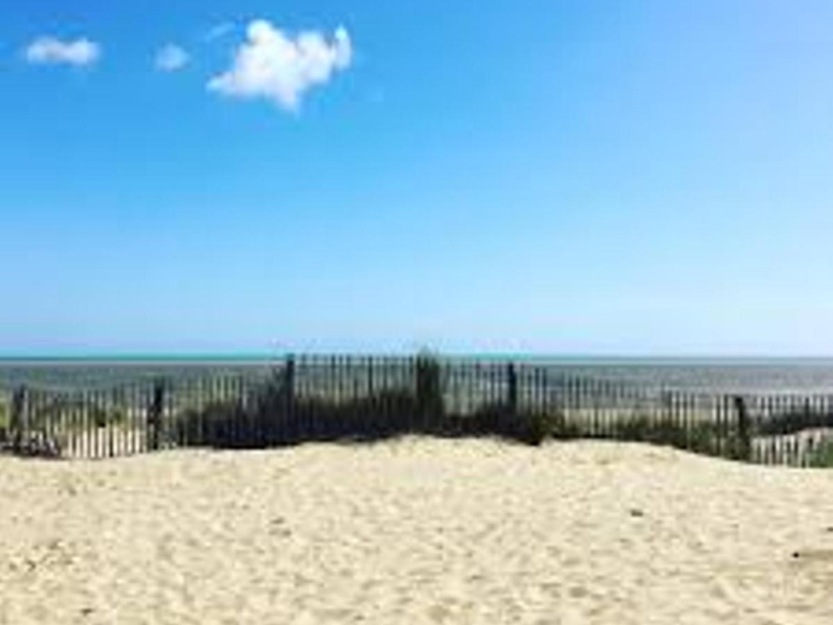 Pass The Keys Fabulous Beach Front Holiday Location Lydd Екстер'єр фото
