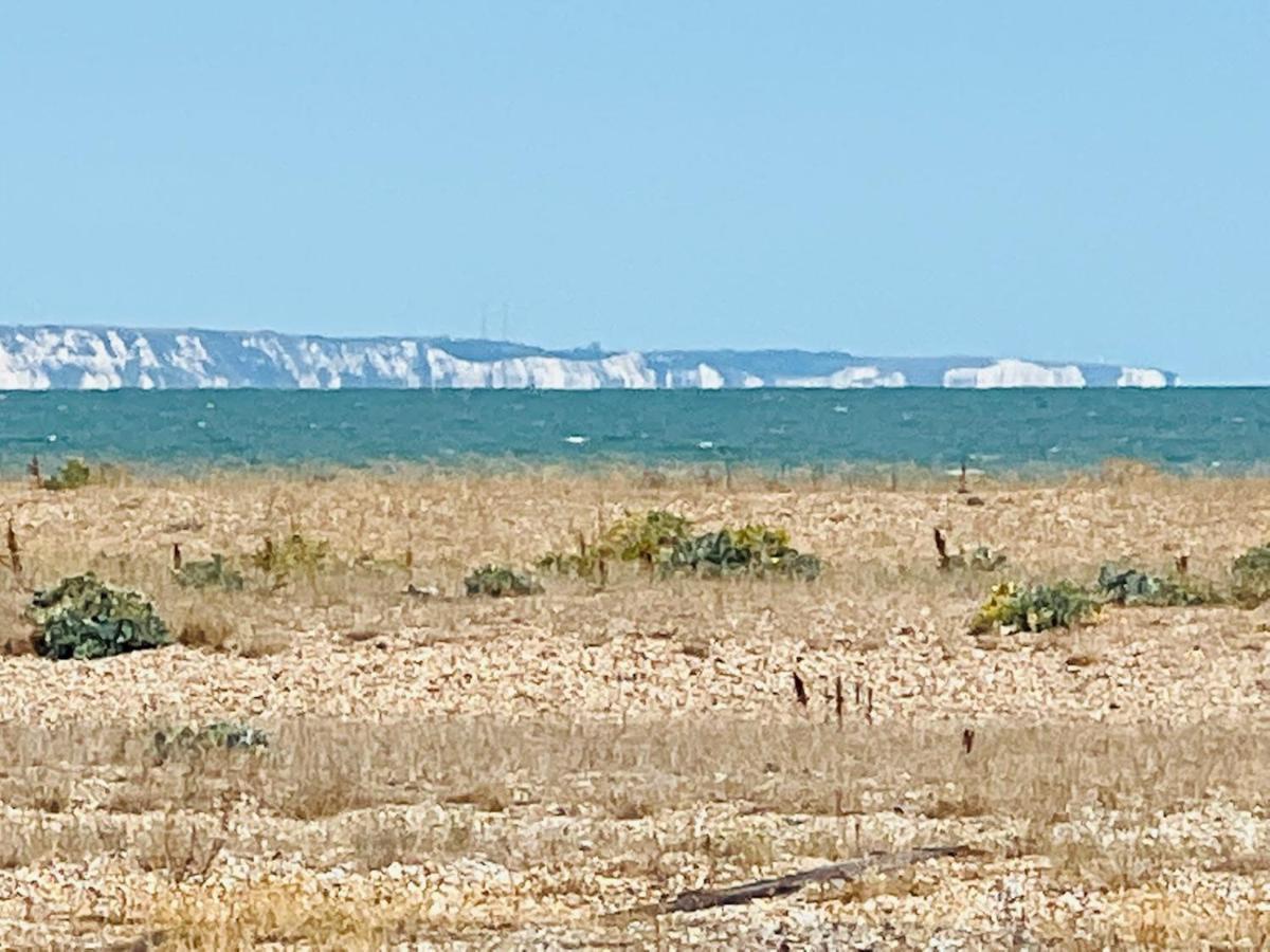 Pass The Keys Fabulous Beach Front Holiday Location Lydd Екстер'єр фото
