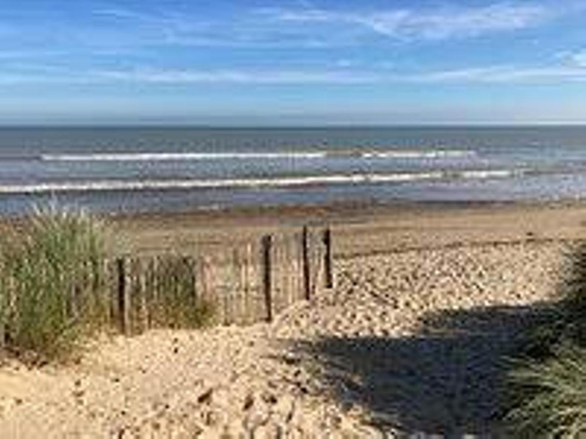 Pass The Keys Fabulous Beach Front Holiday Location Lydd Екстер'єр фото