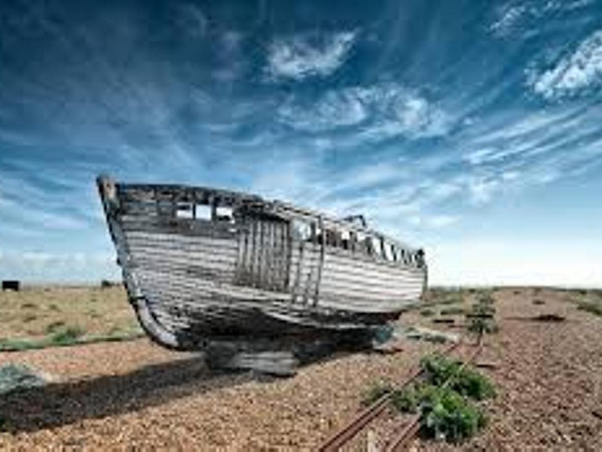 Pass The Keys Fabulous Beach Front Holiday Location Lydd Екстер'єр фото